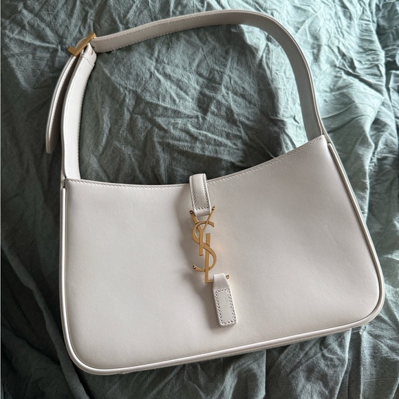 Saint Laurent Mini Le 5 A 7 in Cream - Picture 2 of 12